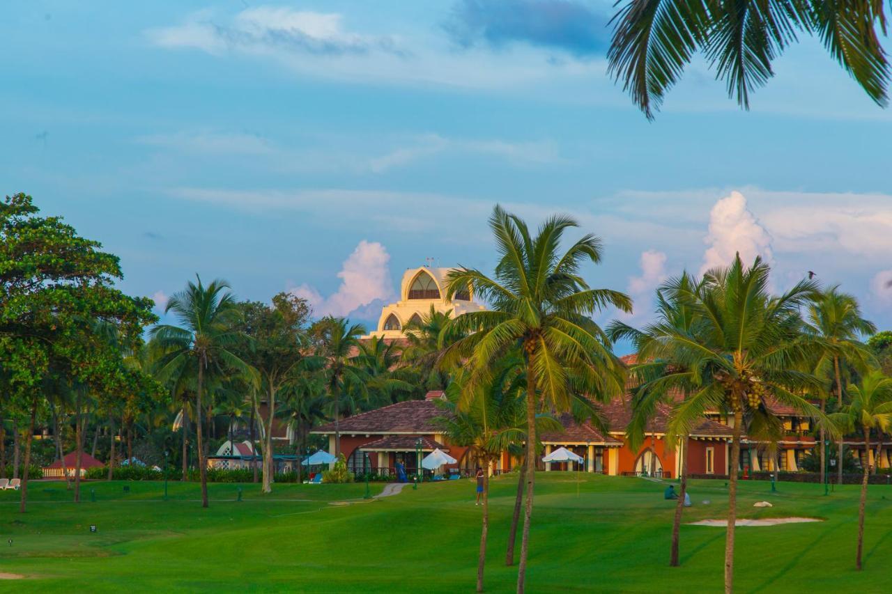 Caravela Beach Resort Varca Kültér fotó The Royal Golf Course at The Oberoi, Mumbai