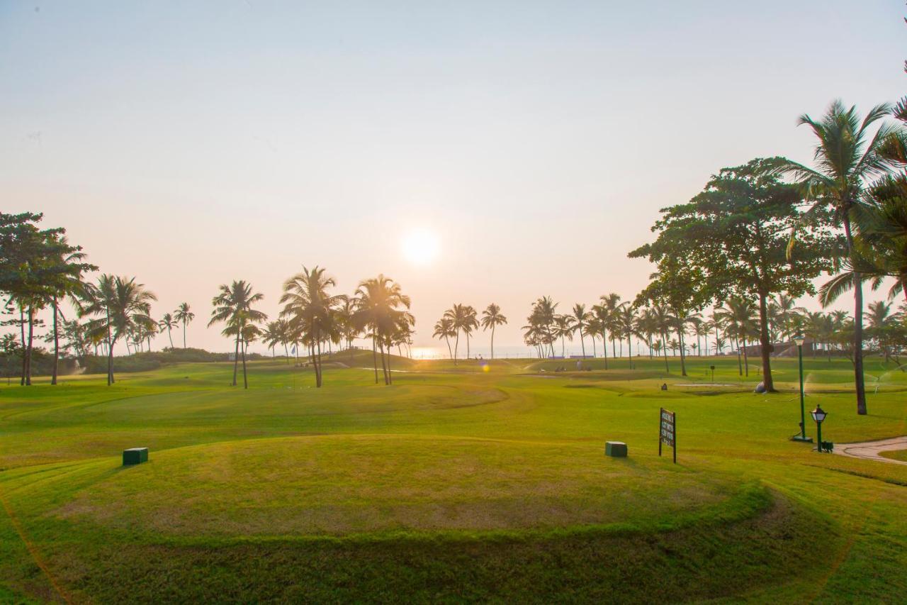 Caravela Beach Resort Varca Kültér fotó The Royal Golf Course at the Royal Colombo Golf Club