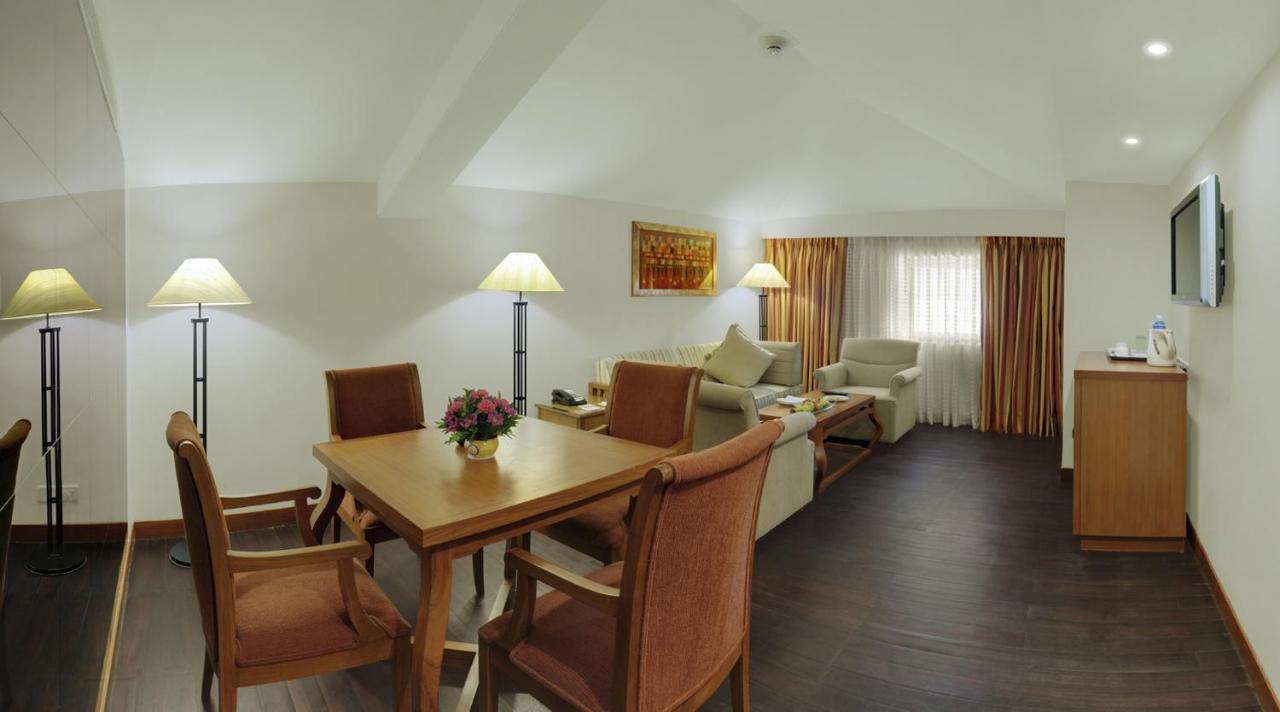 Caravela Beach Resort Varca Kültér fotó Suite